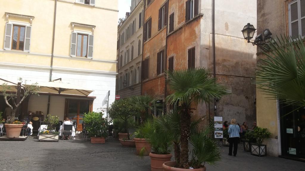 Vetrina Holidays Apartment Navona Roma Cameră foto