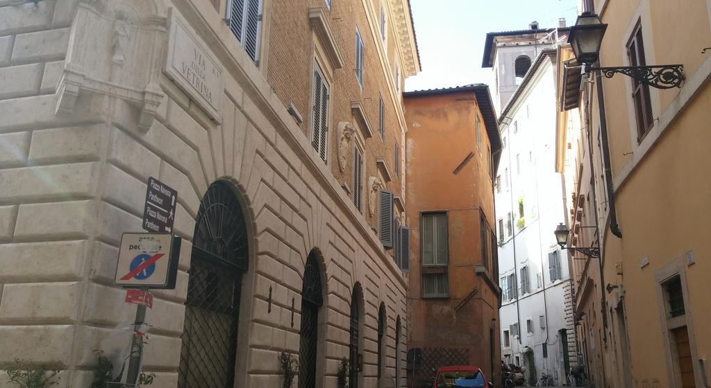 Vetrina Holidays Apartment Navona Roma Cameră foto