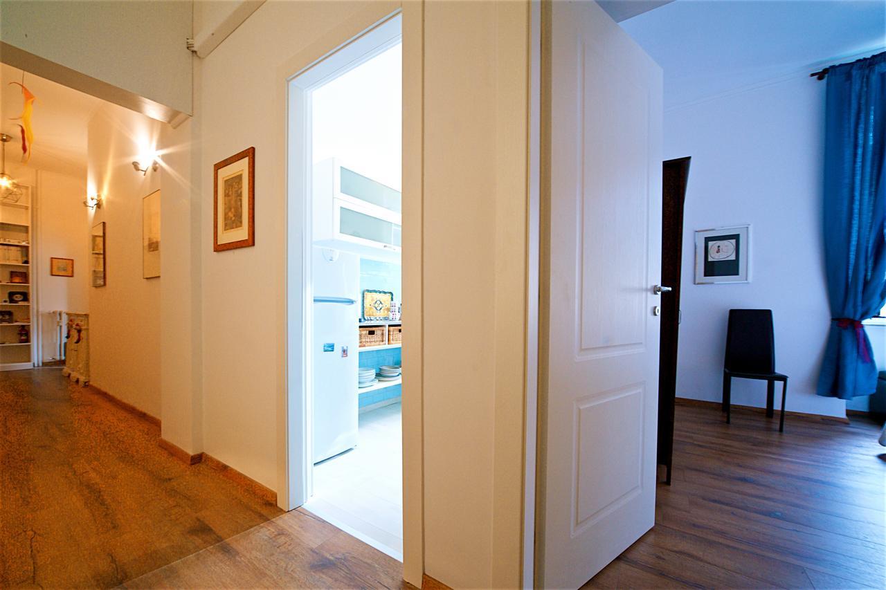 Vetrina Holidays Apartment Navona Roma Exterior foto