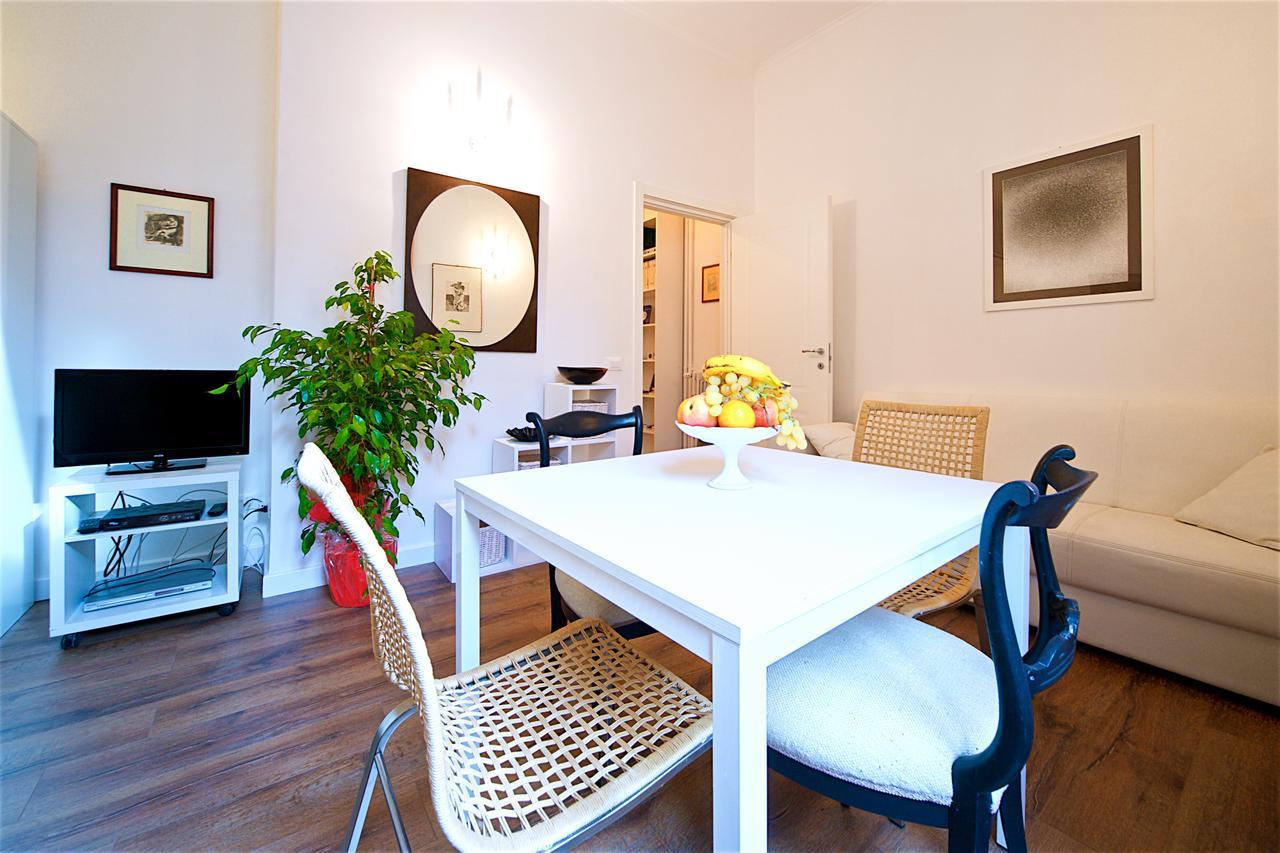 Vetrina Holidays Apartment Navona Roma Exterior foto