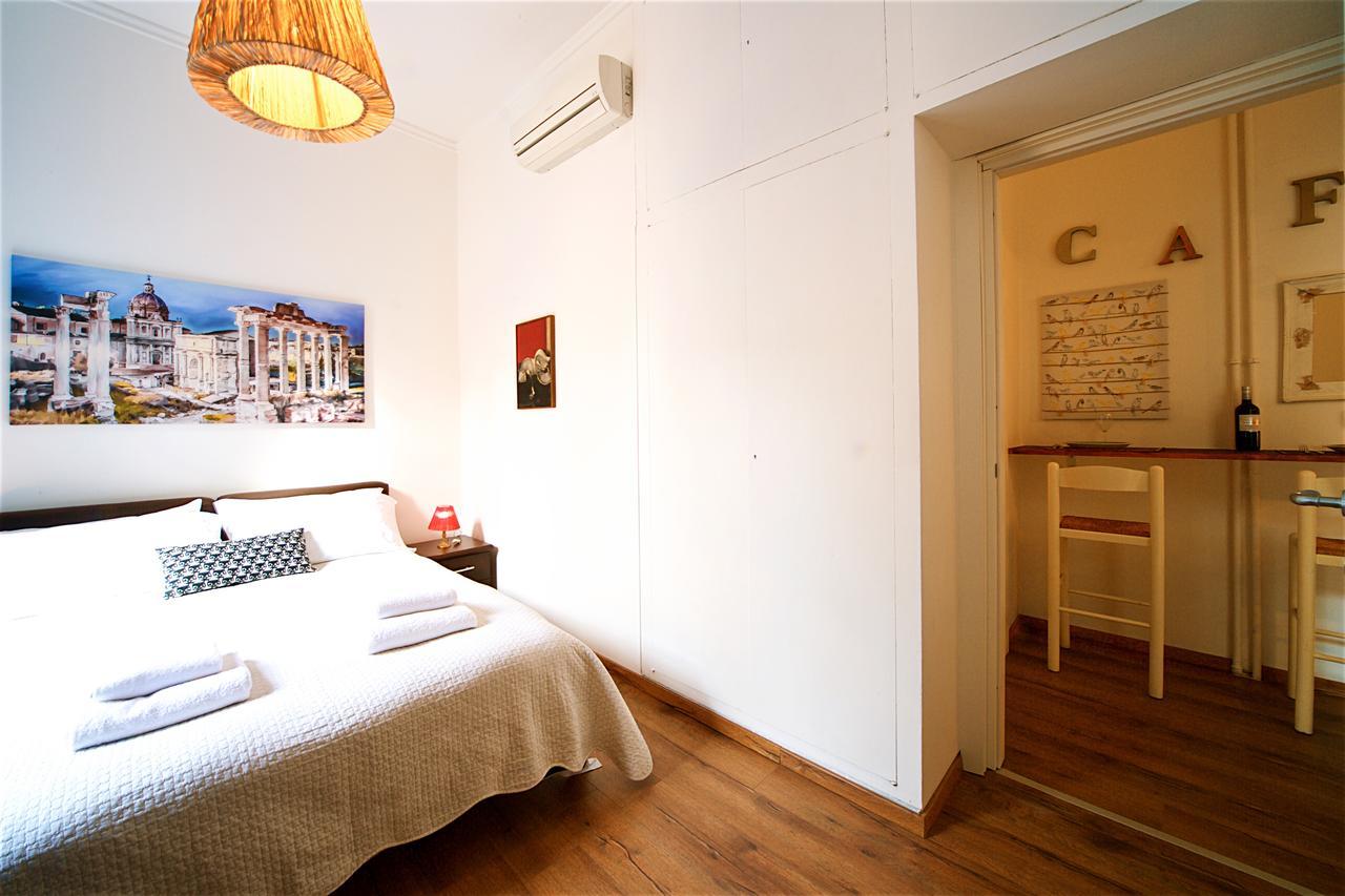 Vetrina Holidays Apartment Navona Roma Exterior foto
